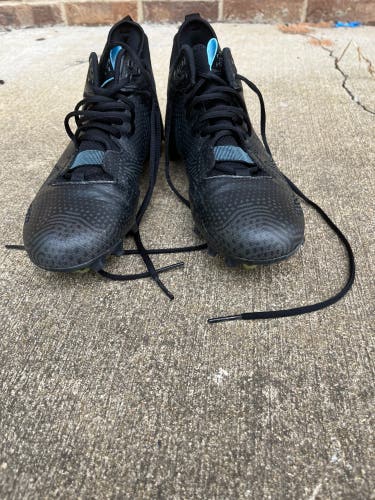 Black Unisex Molded Cleats New Balance Freeze