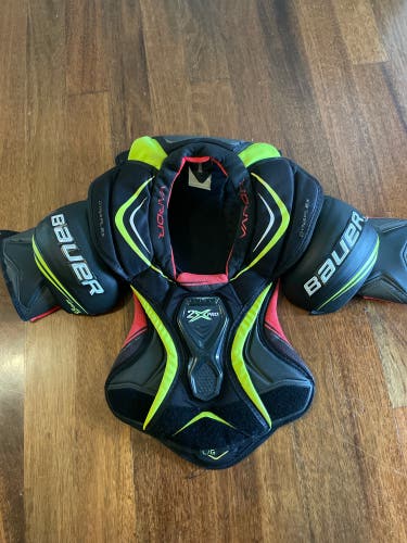 Bauer 2x Pro Vapor shoulder pads