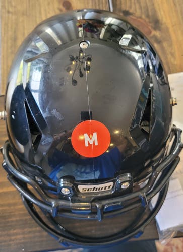 Youth New Medium Schutt Vengeance A11 Helmet