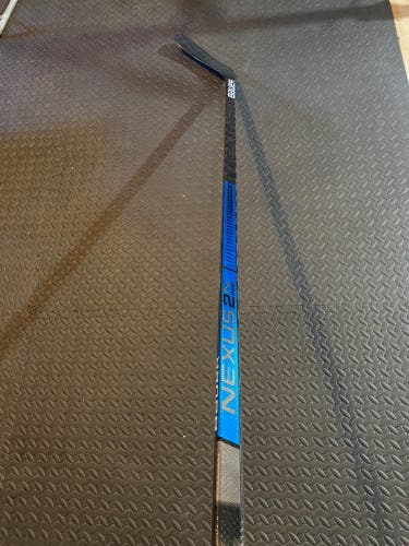 Senior Left Hand P92M Pro Stock Nexus 2N Pro Hockey Stick
