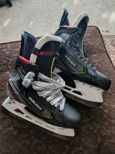 Senior New Bauer Vapor 2X Pro Hockey Skates Extra Wide Width Size 7