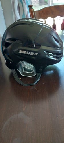 Used Small Bauer Re-Akt 95 Helmet