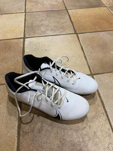 Men's Used Size 11.5 (Women's 12.5) Molded Cleats Nike Low Top Vapor edge pro 360