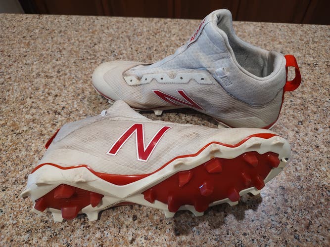 New balance freeze cleats Size Men's 10.5 (W 11.5) Mid Top