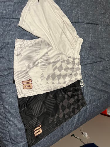 New Large Nike Shorts