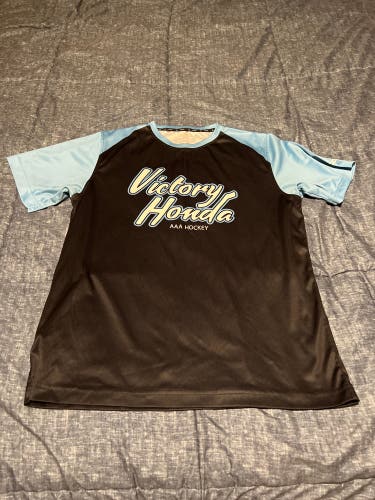 Detroit Victory Honda AAA hockey shirt