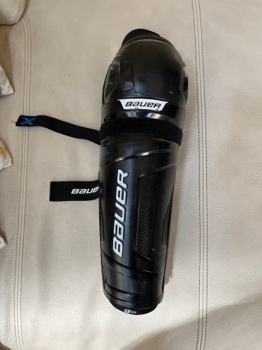 Bauer Shin Pads