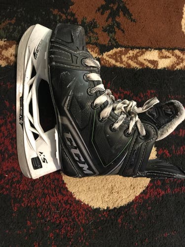 Intermediate Used CCM RibCor 90K Hockey Skates Regular Width Size 1.5
