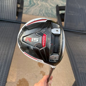 Taylormade 10.5* Adjustable R15 Driver