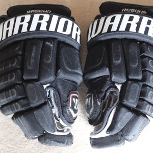 Warrior Franchise Gloves - Pro Stock - Robyn Regehr