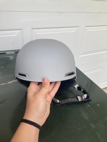 Unisex Medium Giro Helmet