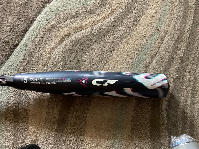 2019 Composite (-5) 27 oz 32" CF Glitch Bat