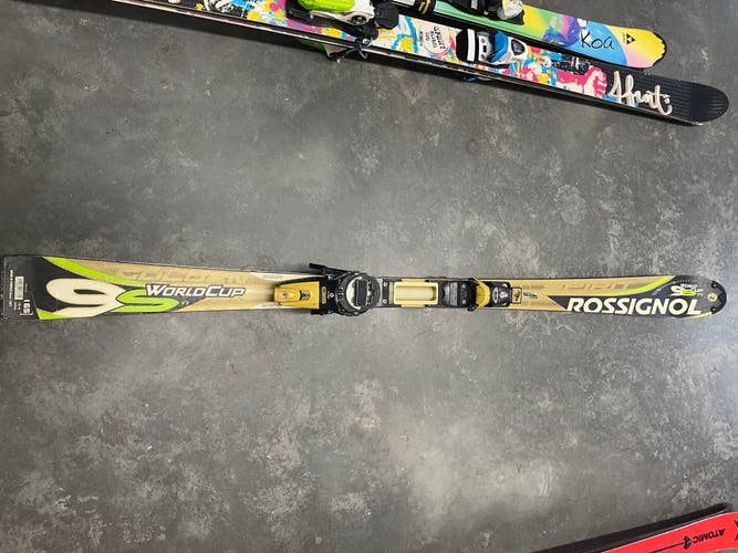 Rossignol World Cup 9STI  slalom skis