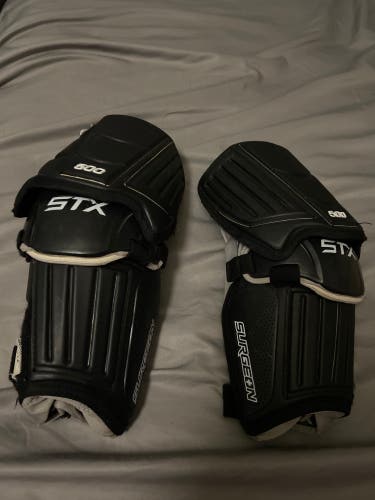 Used Medium STX Surgeon 500 Arm Pads
