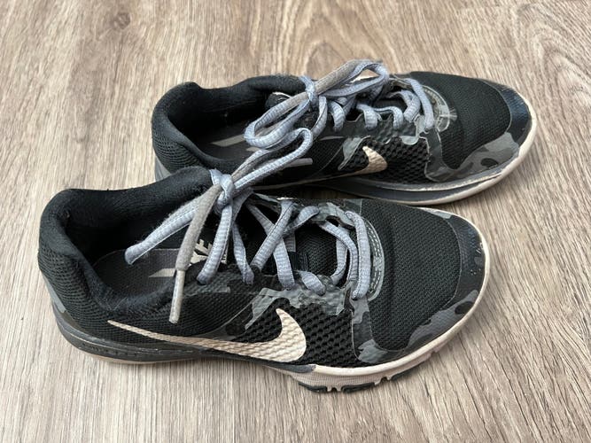 Youth Size 1 Nike Shoes