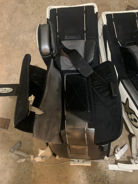 34" Brian's Subzero 7.0 Goalie Leg Pads