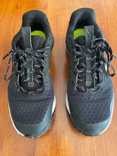 Under Armour baseball turf shoes sz 10.5 black