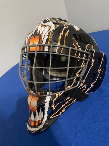 Bauer  Black NME 5 Goalie Mask