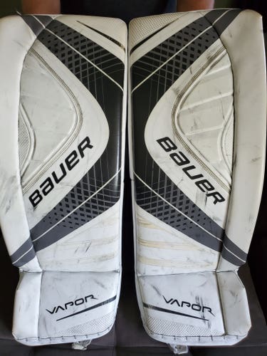 Used 33" Bauer Vapor X900 Goalie Leg Pads