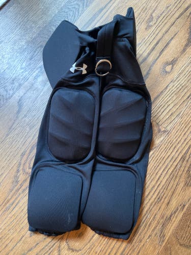 Black Used Youth Small Under Armour Game Pants