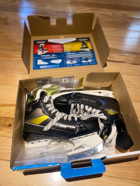 *NEW* Bauer Supreme 3S Pro Hockey Skates Intermediate - Size 5.5