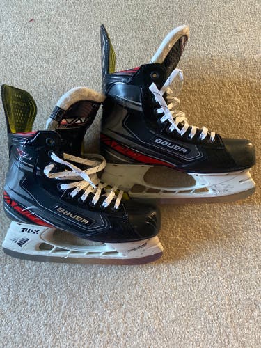 Used Bauer Regular Width Size 7 Vapor X2.9 Hockey Skates