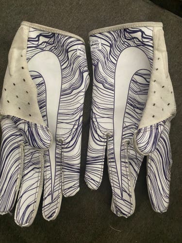 White Adult Small Nike Vapor Jet Gloves