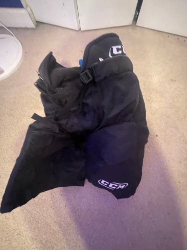 Senior XL CCM  U+ Fit 05 Hockey Pants