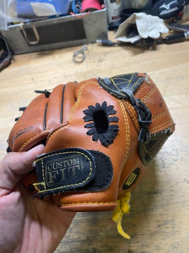 Wilson Baseball Glove Size 10