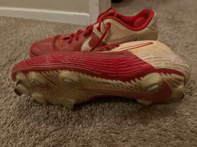 Used Size Men's 10.5 (W 11.5) Nike