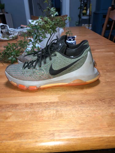Used Size 11 (Women's 12) Nike KD 8 Shoes