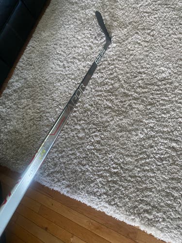 Senior Left Hand P92  Vapor Hyperlite Hockey Stick