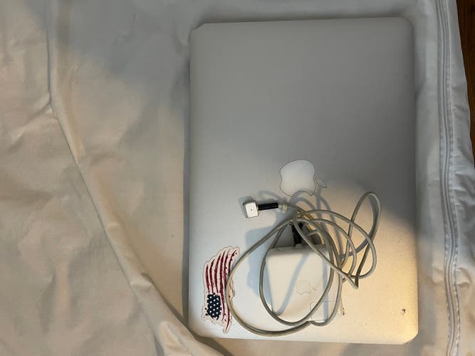 MacBook Air Computer