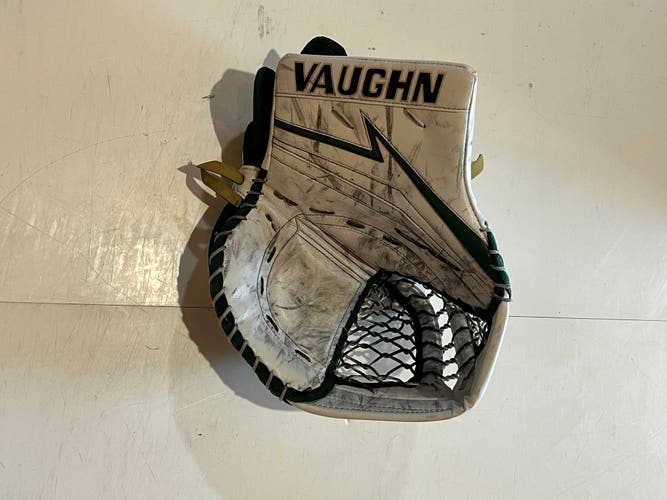 Used Vaughn Velocity V9 Glove