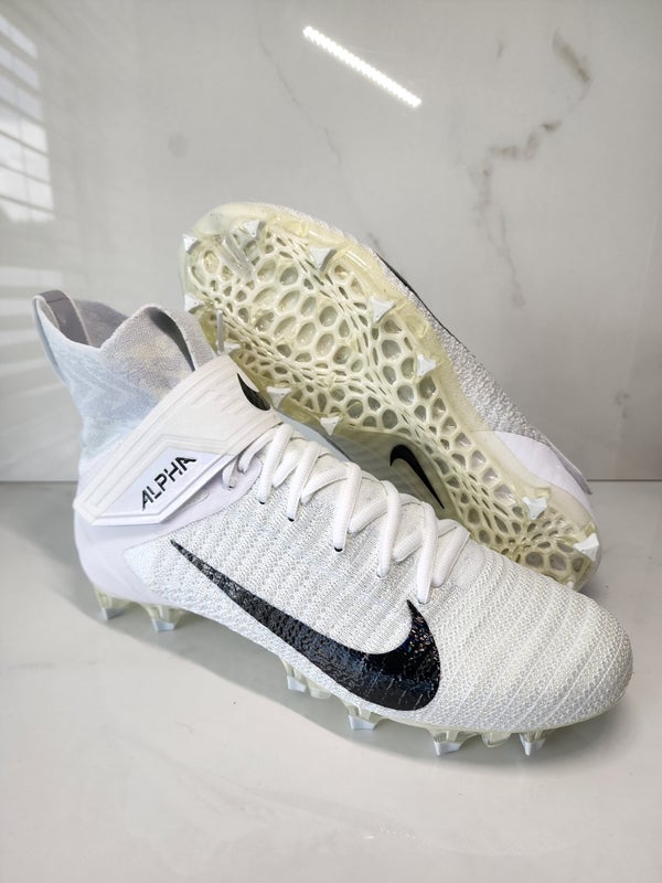 What Pros Wear: Russell Wilson's Nike Alpha Menace Elite 2 Cleats