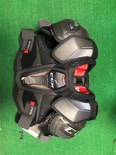 Senior Medium CCM Jetspeed Rocketframe Composite Shoulder Pads