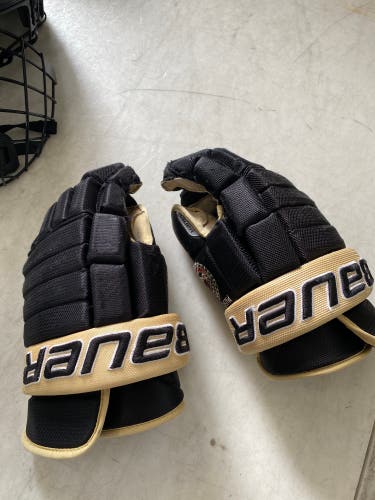 Bauer 15" Pro Stock Nexus Team Gloves