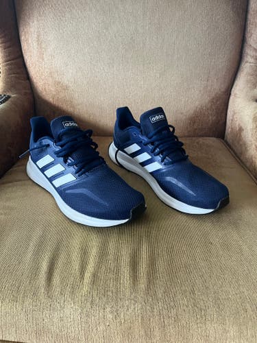 Adult Used Size 11 (Women's 12) Adidas Shoes