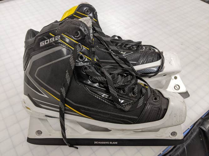 Senior Used CCM Tacks 6092 Hockey Goalie Skates Extra Wide Width Size 10.5