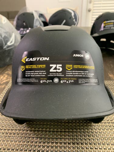New  Easton Z5 Batting Helmet - JR ( 6 3/8-7 1/8)