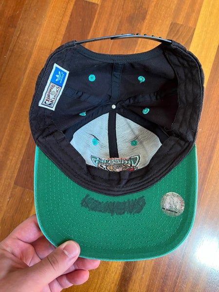 Mitchell & Ness Men's Black, Turquoise Vancouver Grizzlies Hardwood  Classics Snapback Hat
