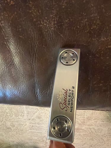 Men's Left Hand 34" Special Select Newport 2 Putter