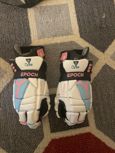 Game Used PLL Chrome Gloves