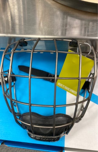 Bauer Re-akt Wire mask cage Medium reakt