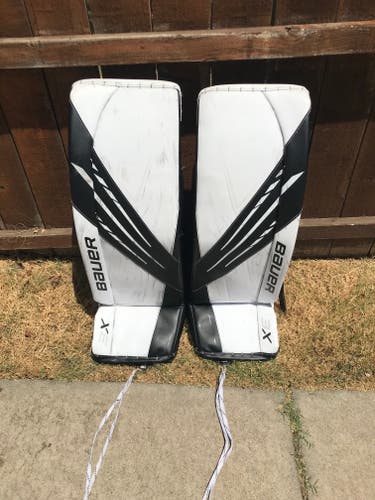 Used 35" Bauer Vapor 3X Goalie Leg Pads