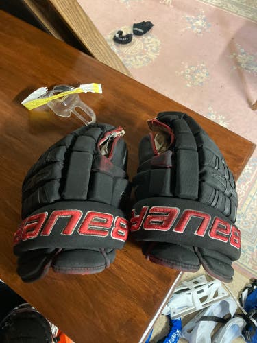 Bauer 14" 4 Roll Pro Gloves