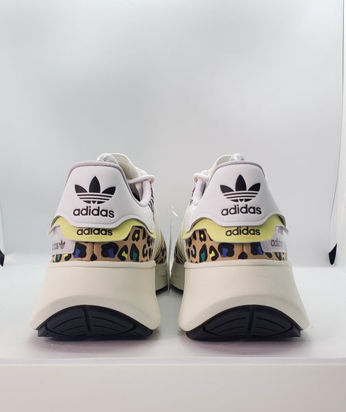 Wetland krab verlegen Women's Adidas Originals Choigo W Running Shoes Multi-Color Rare H00341 Sz  9.5 | SidelineSwap