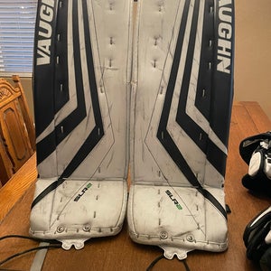 Vaughn 30+2 white and black Ventus SLR2 Int