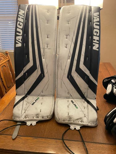 Vaughn 30+2 white and black Ventus SLR2 Int