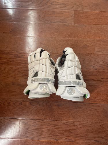 Used Player's Maverik M4 13" Lacrosse Gloves